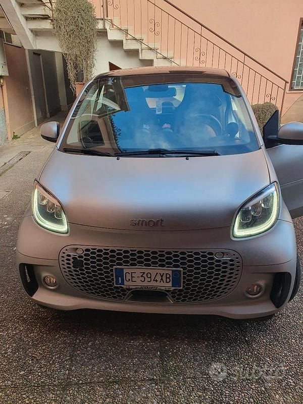 Usata Smart ForTwo Electric Drive 60 kW (82 CV) 2021 Grigio Coupé