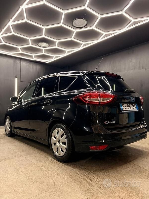 Usata Ford C-MAX 125 CV (91 kW) 2015 Nero Monovolume