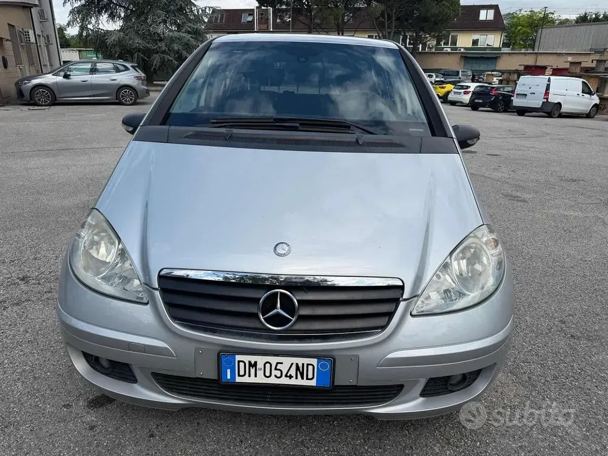 Usata Mercedes A150 Avantgarde 95 CV (69 kW) 2008 Grigio Berlina