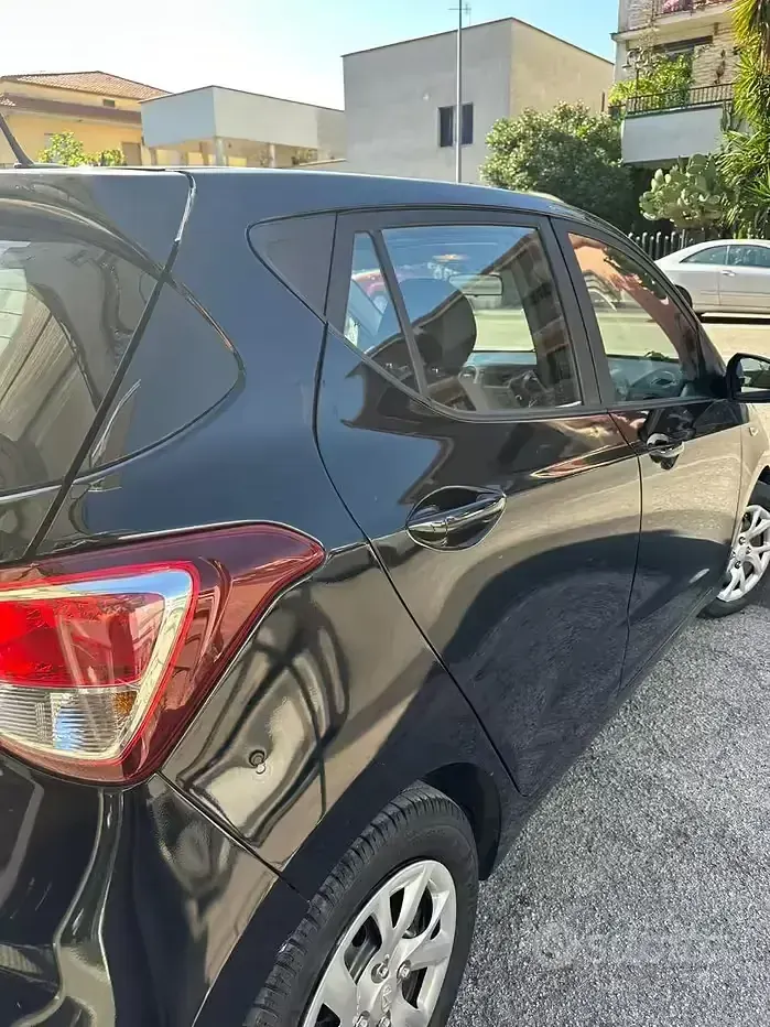 Usata Hyundai i10 Advanced 67 CV (49 kW) 2019 Nero Utilitaria