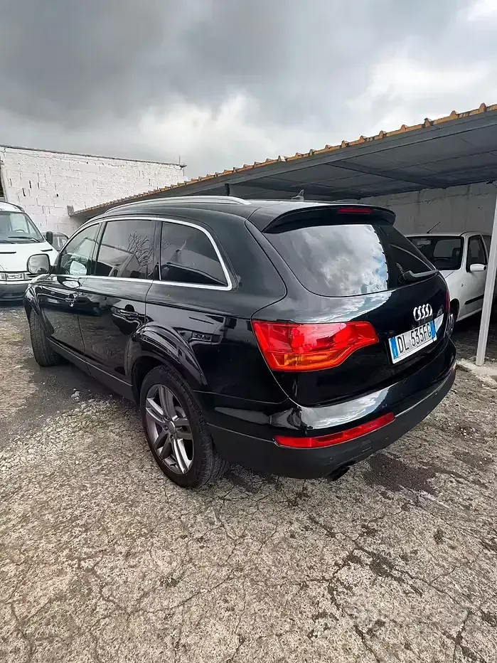 Usata Audi Q7 Advanced Plus 233 CV (171 kW) 2007 Nero SUV