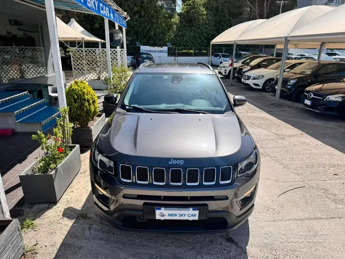 Usata Jeep Compass Longitude 140 CV (102 kW) 2018 Grigio SUV