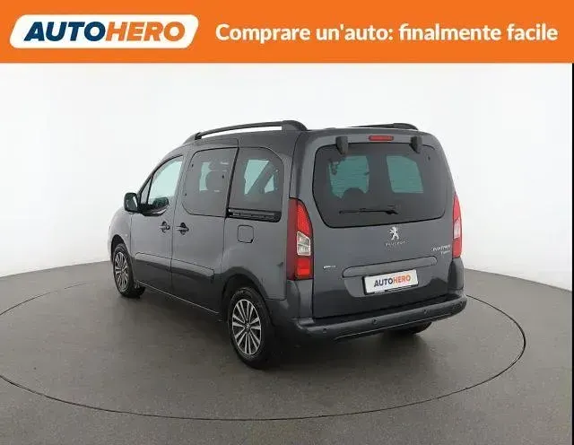 Usata Peugeot Partner Tepee Active 99 CV (72 kW) 2016 Grigio Monovolume
