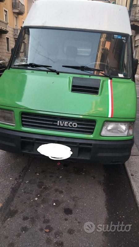 Usata Iveco Daily 103 CV (75 kW) 1996 Berlina
