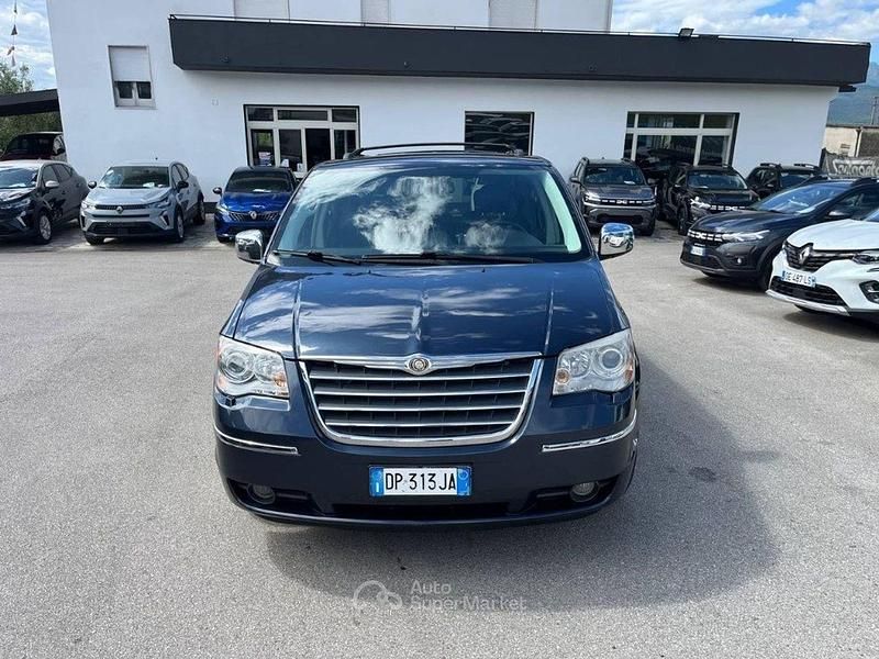 Usata Chrysler Grand Voyager Limited 163 CV (119 kW) 2008 Blu Monovolume