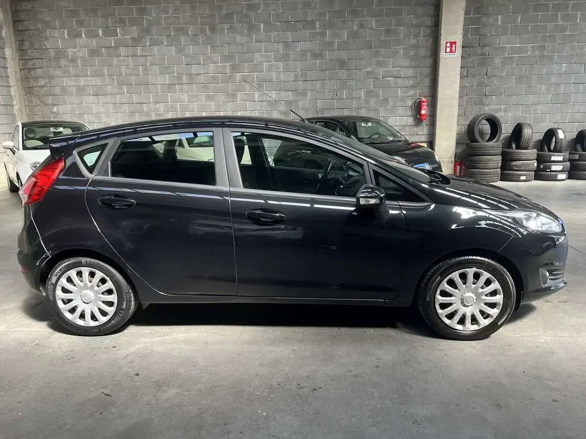 Usata Ford Fiesta Titanium 75 CV (55 kW) 2015 Other Utilitaria