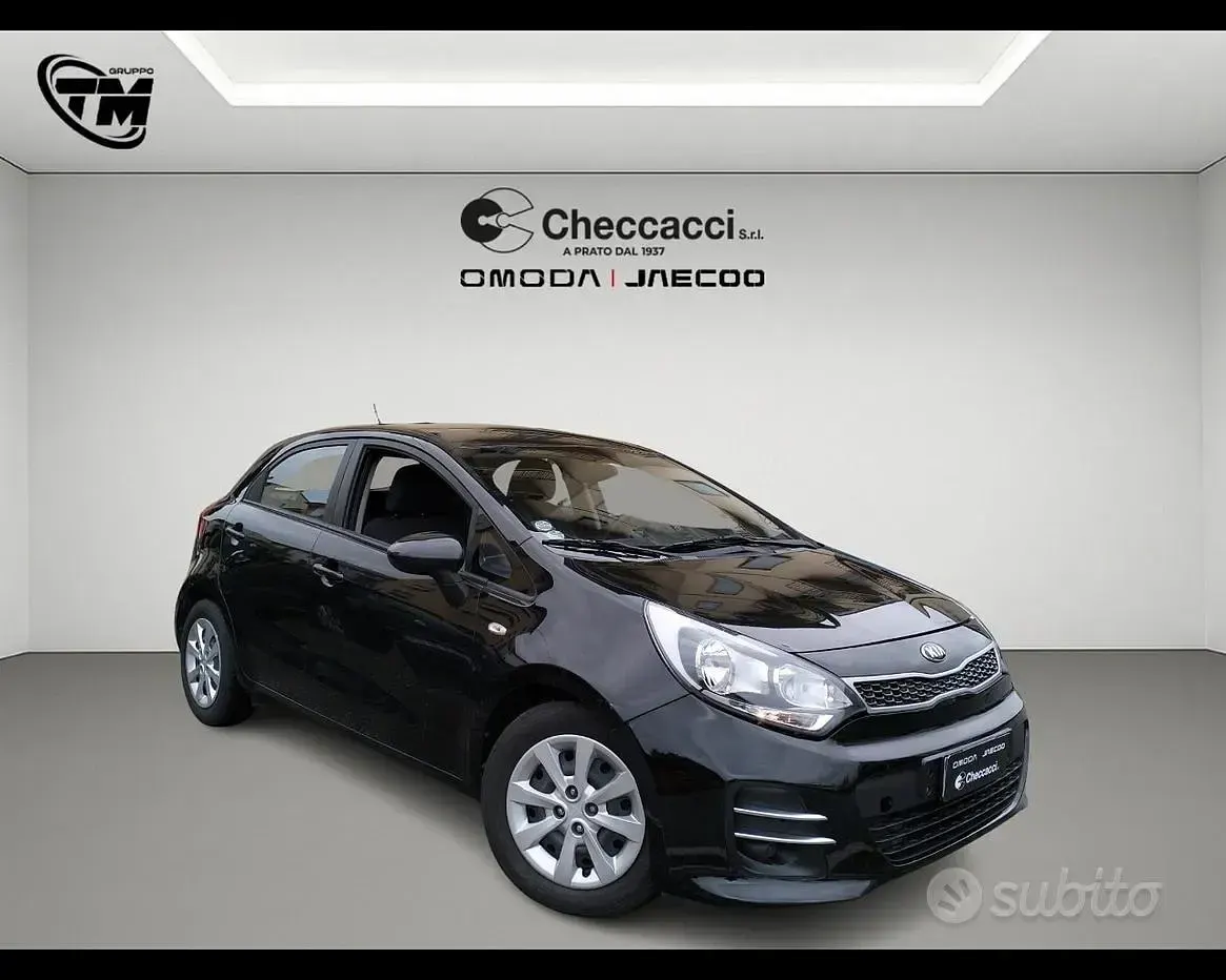 Usata Kia Rio City 83 CV (61 kW) 2016 Nero Utilitaria