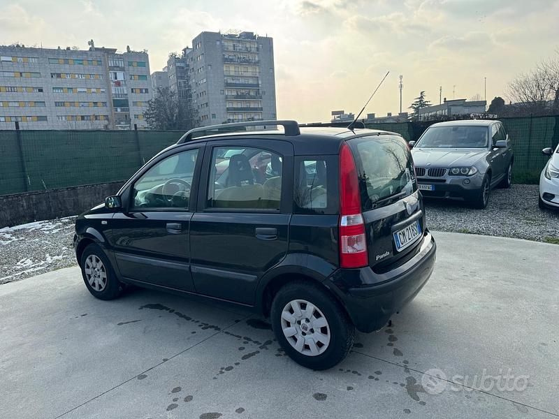 Usata Fiat Panda Emotion 60 CV (44 kW) 2004 Nero Utilitaria