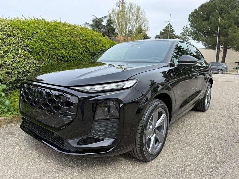 Nieuw Audi Q3 Sportback S-Line 150 PK (110 kW) 2026 Zwart SUV