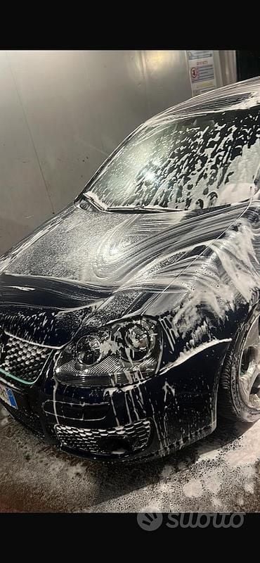 Usata VW Golf V 2006 Utilitaria