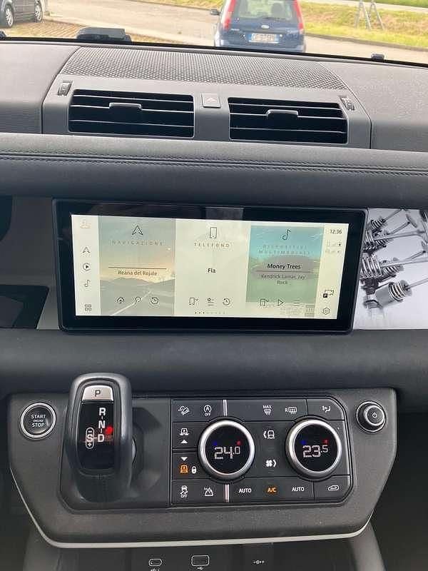 Usata Land Rover Defender HSE 241 CV (177 kW) 2021 Nero SUV