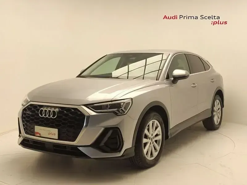 Gebraucht Audi Q3 Sportback Business Plus 150 PS (110 kW) 2022 Silber SUV