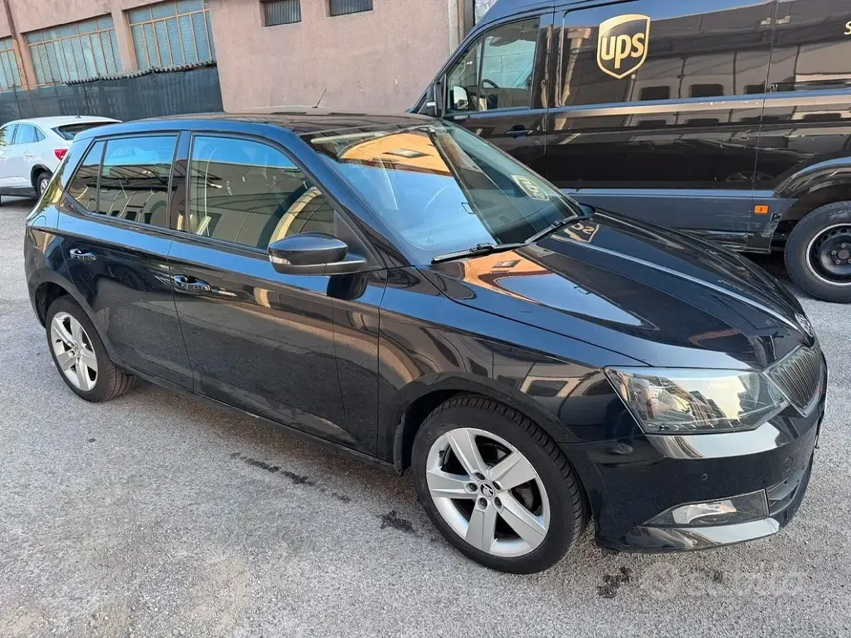 Usata Skoda Fabia Ambition 75 CV (55 kW) 2015 Other Berlina