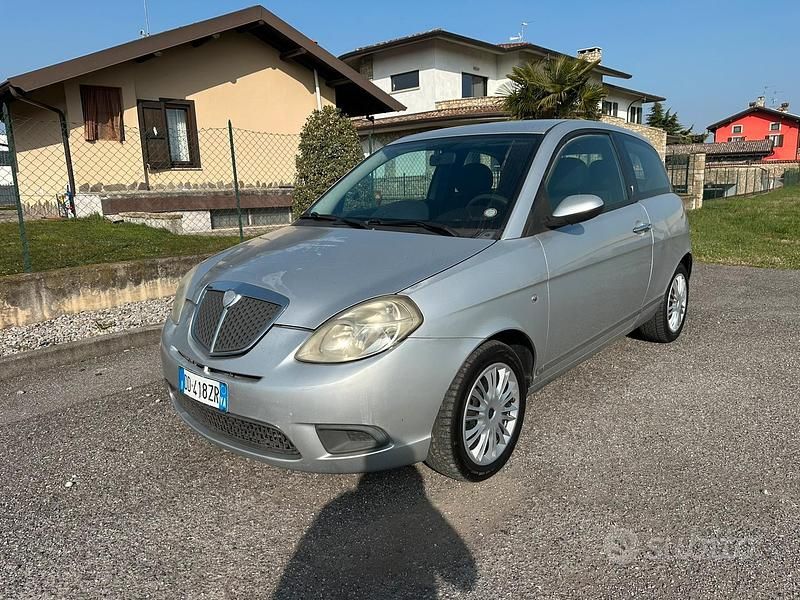 Usata Lancia Ypsilon 2006 Grigio Utilitaria
