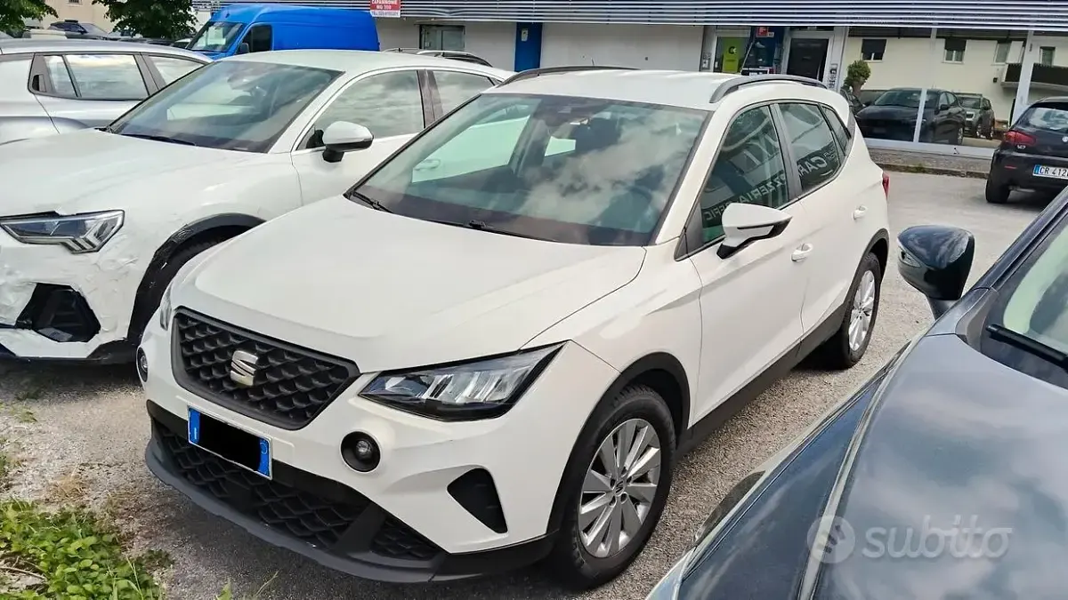 Usata Seat Arona Style 110 CV (80 kW) 2022 Bianco SUV