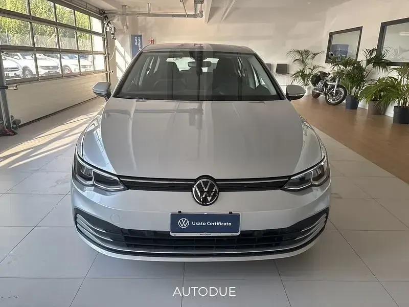 Usata VW Golf VIII Life 116 CV (85 kW) 2024 Nero Berlina