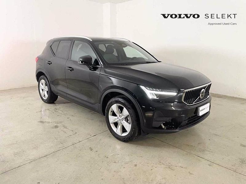 Usata Volvo XC40 Core 163 CV (119 kW) 2023 Nero metallizzato SUV