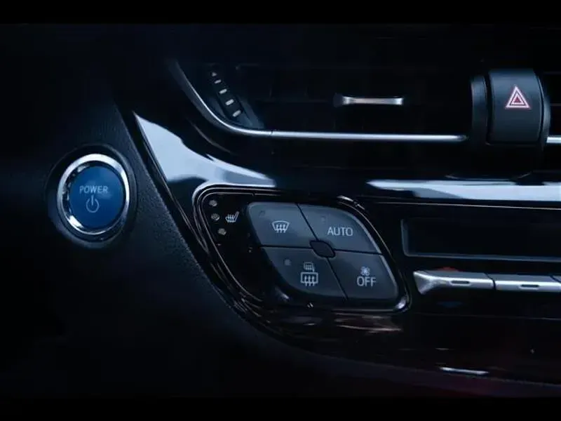 Second-hand Toyota C-HR Lounge 2021 Gri SUV