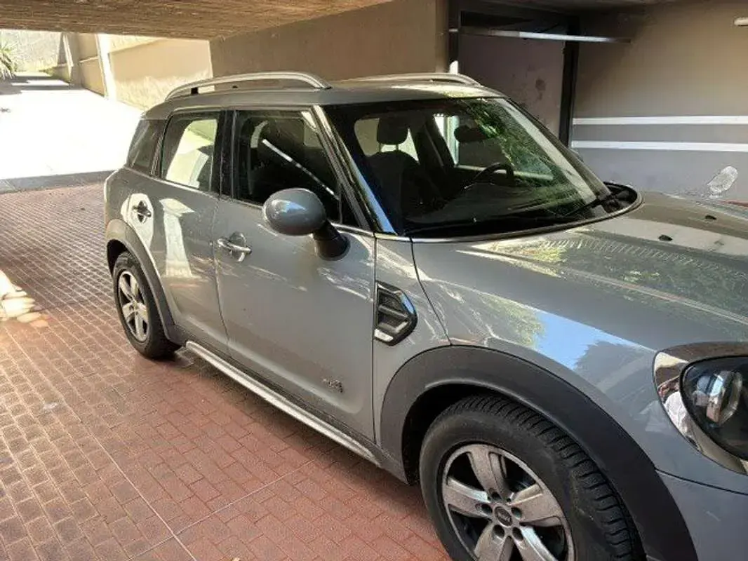 Second-hand Mini Cooper D Countryman 150 CP (110 kW) 2019 Gri SUV