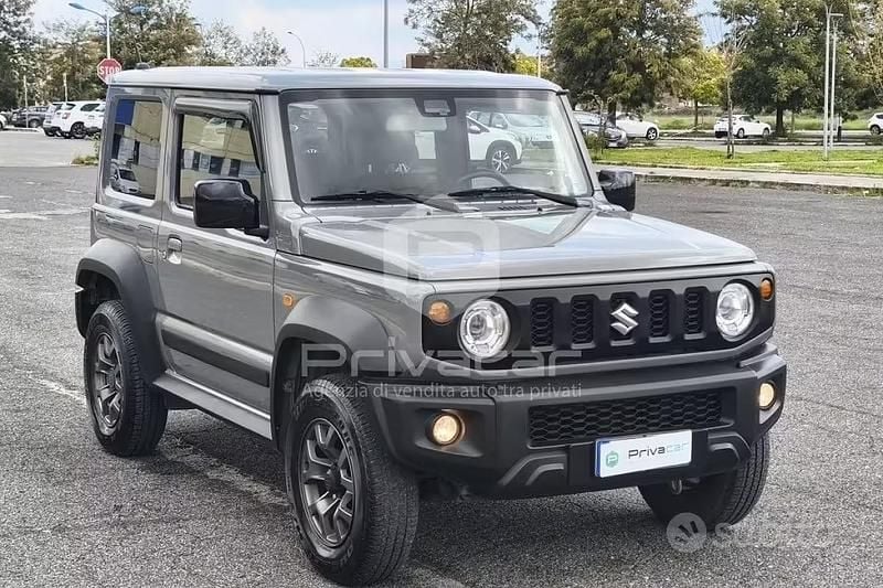 Usata Suzuki Jimny 102 CV (75 kW) 2020 Grigio SUV