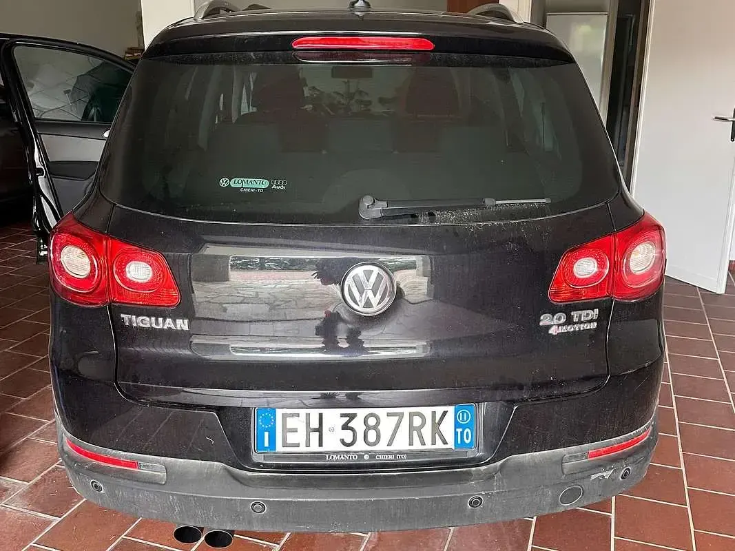 Usata VW Tiguan 140 CV (102 kW) 2011 Nero SUV