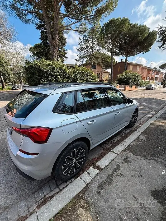 Używany Skoda Kamiq 150 KM (110 kW) 2023 Szary SUV