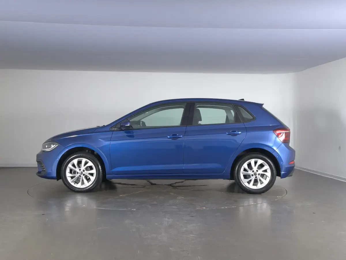 Usata VW Polo Style 95 CV (69 kW) 2025 Reef blue metallizzato Utilitaria
