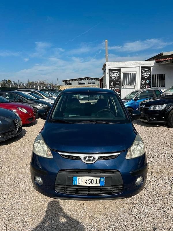 Blu Usata 2010 Hyundai i10 Due volumi | 3999 € (Cara) - Immagine 1/4