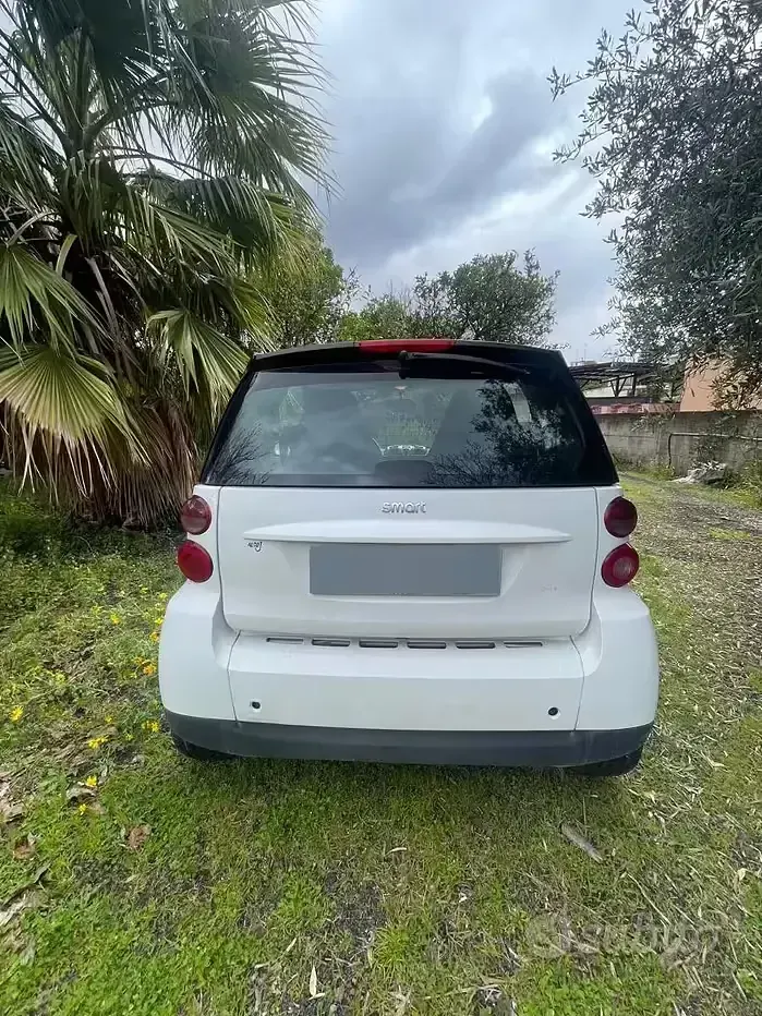 Usata Smart ForTwo Coupé 71 CV (52 kW) 2009 Bianco Coupé