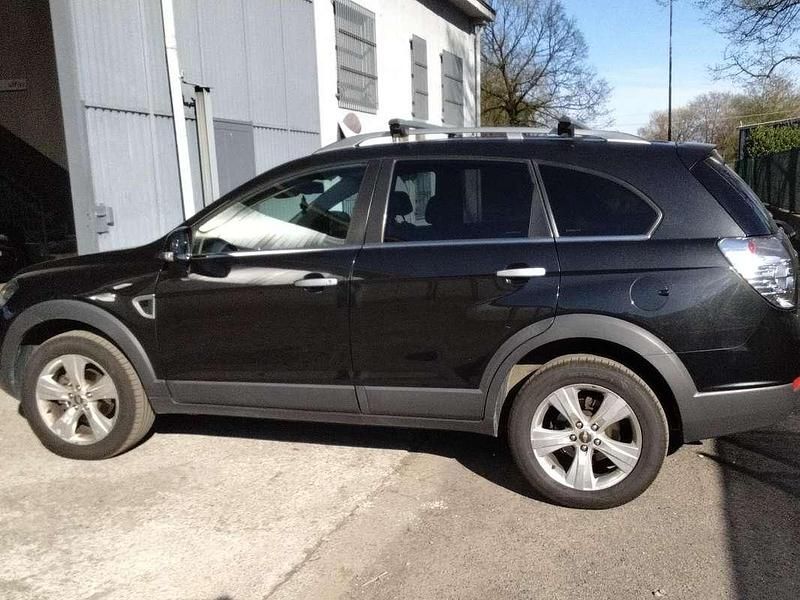 Usata Chevrolet Captiva LS 150 CV (110 kW) 2010 Nero SUV