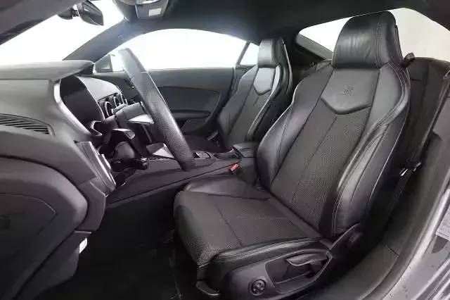 Usata Audi TT 197 CV (144 kW) 2019 Grigio daytona Coupé