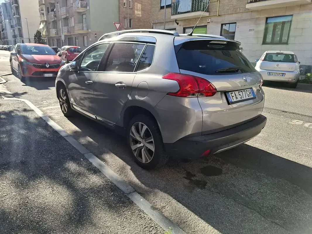 Gebraucht Peugeot 2008 Allure 114 PS (83 kW) 2014 SUV
