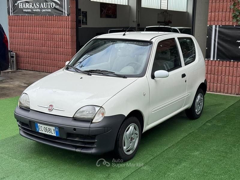 Usata Fiat 600 Active 54 CV (39 kW) 2010 Bianco Berlina
