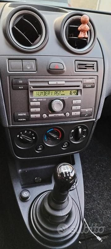 Usata Ford Fiesta Ghia 2007 Nero Berlina