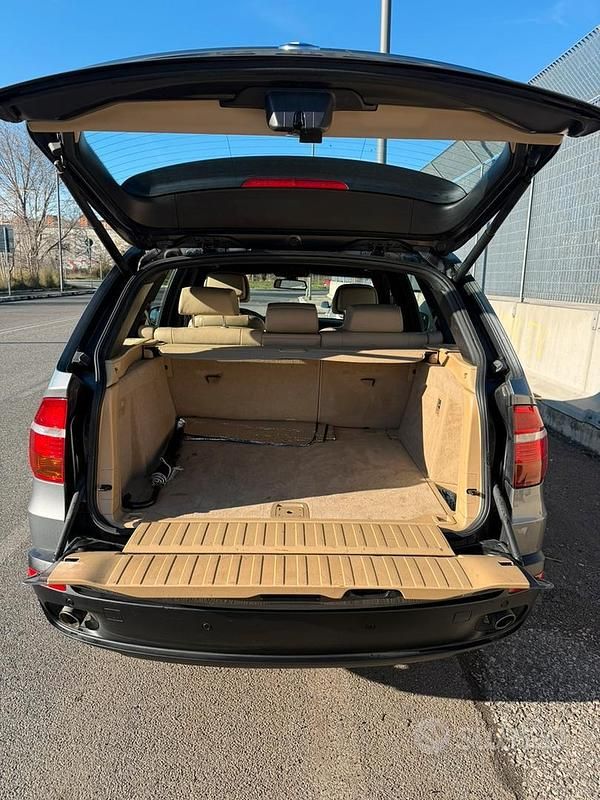Usata BMW X5 235 CV (172 kW) 2009 Grigio SUV
