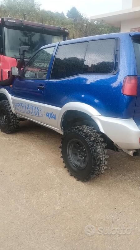Usata Nissan Terrano 125 CV (91 kW) 1997 Blu SUV