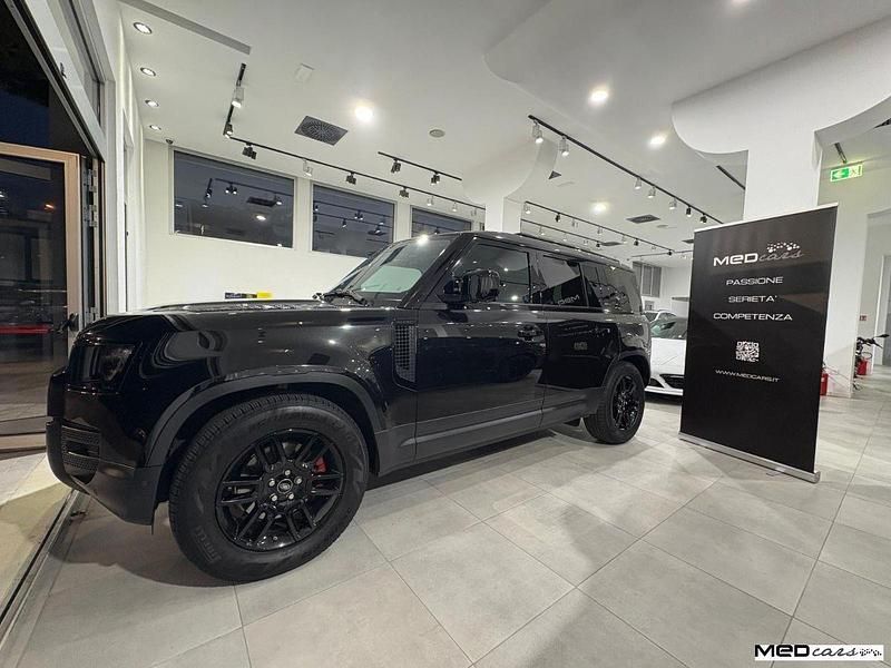 Usata Land Rover Defender SE 241 CV (177 kW) 2020 Nero Berlina