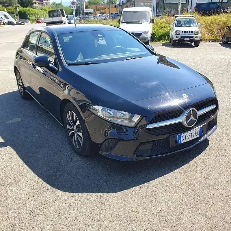Usata Mercedes A160 Executive 95 CV (69 kW) 2020 Utilitaria