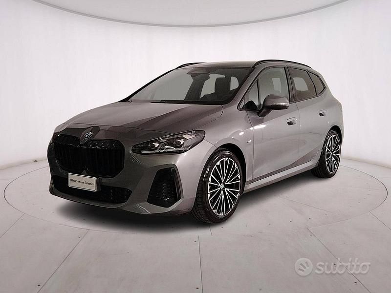 Usata BMW 218 Active Tourer M Sport 150 CV (110 kW) 2024 Skyscraper grey Monovolume