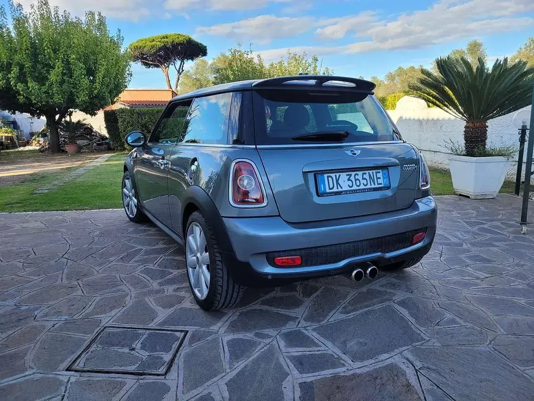 Usata Mini Cooper S Chili 175 CV (128 kW) 2007 Grigio Utilitaria