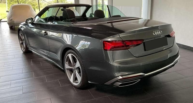 Usata Audi A5 Cabriolet S-Line 204 CV (150 kW) 2023 Grigio Cabrio