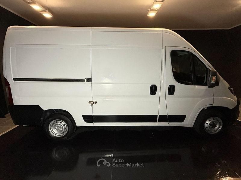 Usata Fiat Ducato 33 140 CV (102 kW) 2021 Bianco Furgone