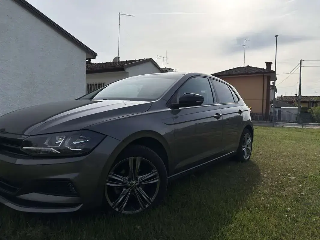 Usata VW Polo 90 CV (66 kW) 2021 Utilitaria
