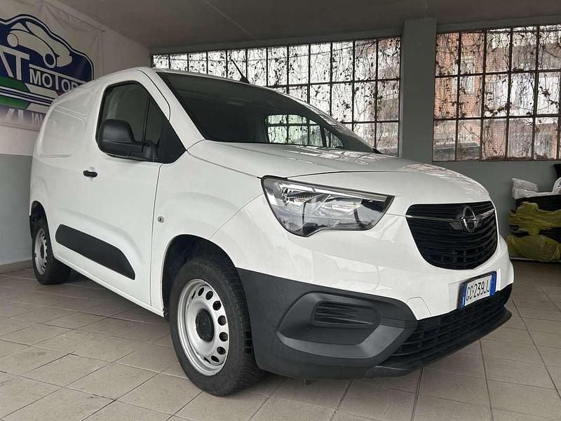 Usata Opel Combo 102 CV (75 kW) 2020 Bianco Monovolume