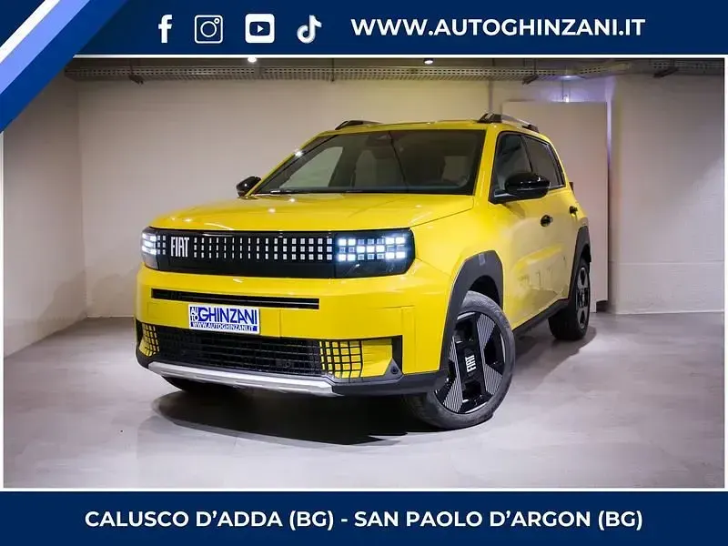 Nuova Fiat Grande Panda La Prima 101 CV (74 kW) 2025 Giallo Utilitaria