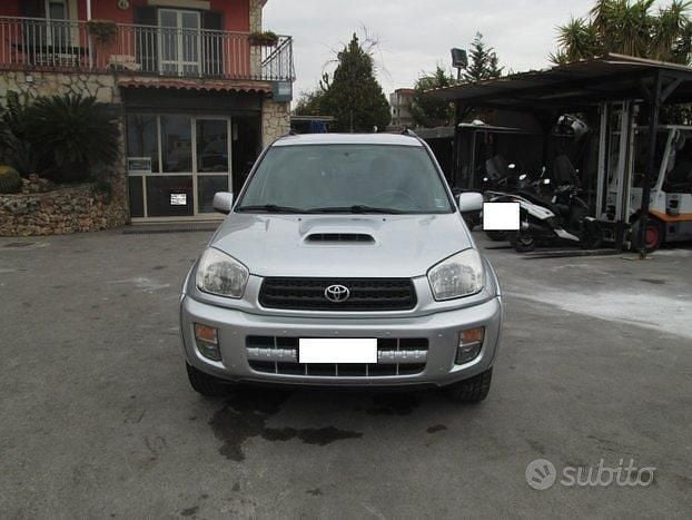 Usata Toyota RAV4 116 CV (85 kW) 2002 Marrone SUV