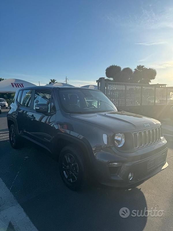 Usata Jeep Renegade Longitude 120 CV (88 kW) 2021 Grigio SUV