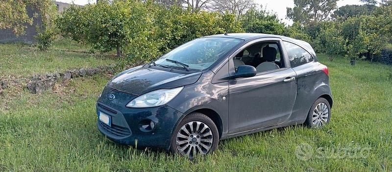 Usata Ford Ka 69 CV (50 kW) 2015 Berlina