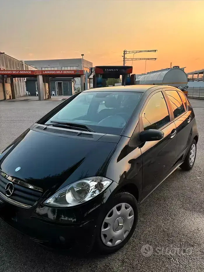 Usata Mercedes A160 82 CV (60 kW) 2007 Nero Berlina