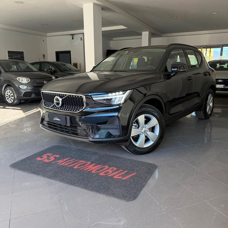 Usata Volvo XC40 Core 163 CV (119 kW) 2024 Nero SUV